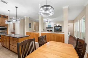 26 Candlenut Pl, The Woodlands, TX 77381 - Photo 18