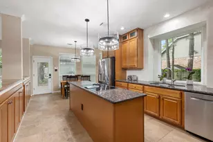 26 Candlenut Pl, The Woodlands, TX 77381 - Photo 12