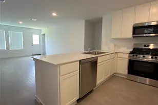 1515 Golden Iris Dr, Crosby, TX 77532 - Photo 2
