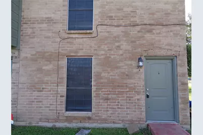 300 Rice Street, Angleton, TX 77515 - Photo 1