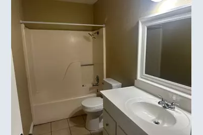 300 Rice Street, Angleton, TX 77515 - Photo 8