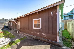 307 York St, Houston, TX 77003 - Photo 36