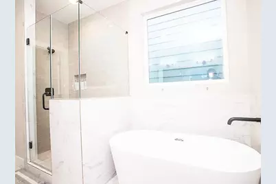 1915 Kolfahl Street #G, Houston, TX 77023 - Photo 22