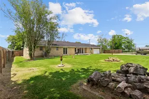5001 Texas Ave, La Marque, TX 77568 - Photo 28