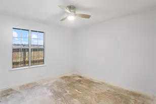 5001 Texas Ave, La Marque, TX 77568 - Photo 20