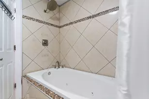 5001 Texas Ave, La Marque, TX 77568 - Photo 20