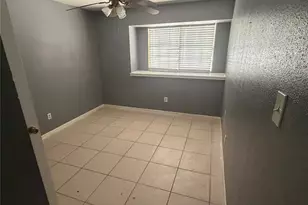 418 Merriweather St, Houston, TX 77598 - Photo 8