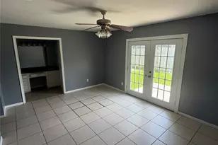 418 Merriweather St, Houston, TX 77598 - Photo 6