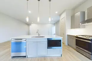 5726 Rucio Ln, Houston, TX 77092 - Photo 10