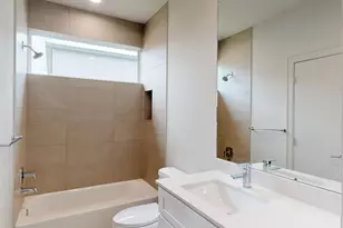 5726 Rucio Ln, Houston, TX 77092 - Photo 28