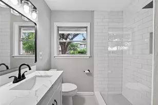 4106 Woodshire St, Houston, TX 77025 - Photo 22