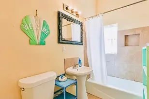 2801 Ave Q 1/2, Galveston, TX 77550 - Photo 10