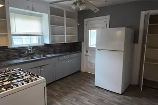 1923 Esperanza St, Houston, TX 77023 - Photo 2