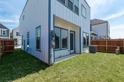 8475 Berry Brush Lane, Houston, TX 77022 - Photo 28