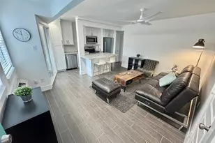 412 Pacific St, Houston, TX 77006 - Photo 1