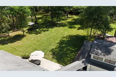 211 Garden West, Conroe, TX 77304 - Photo 32