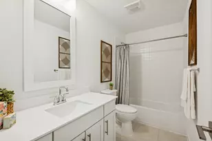 7807 Jade Crst Dr, Angleton, TX 77515 - Photo 32