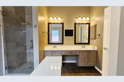 1805 Oak Hollow Drive W, Pearland, TX 77581 - Photo 10