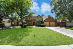 8854 Creek Willow Dr, Tomball, TX 77375 - Photo 1