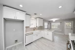 8854 Creek Willow Dr, Tomball, TX 77375 - Photo 8