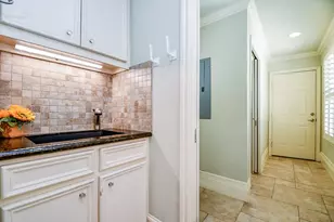 2911 Fontana Dr, Houston, TX 77043 - Photo 20