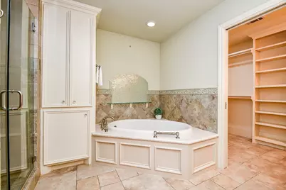 2911 Fontana Drive, Houston, TX 77043 - Photo 38