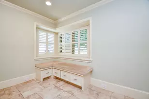 2911 Fontana Dr, Houston, TX 77043 - Photo 16