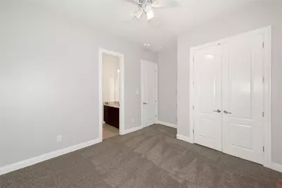 10243 S Goshawk Trail, Conroe, TX 77385 - Photo 24