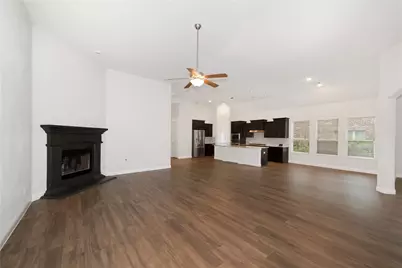 10243 S Goshawk Trail, Conroe, TX 77385 - Photo 12