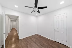 8526 Cedel Dr, Houston, TX 77055 - Photo 22