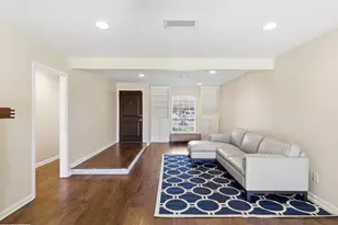 8526 Cedel Dr, Houston, TX 77055 - Photo 14