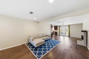 8526 Cedel Dr, Houston, TX 77055 - Photo 12