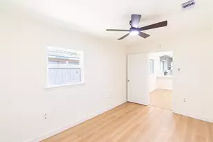 2635 Knotty Oaks Trail, Houston, TX 77045 - Photo 20