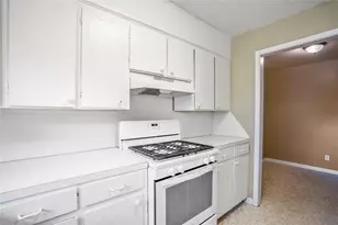 3532 Midwest Dr, Bryan, TX 77802 - Photo 12