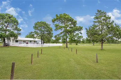 868 Lisa Mae Road, Bellville, TX 77418 - Photo 10