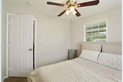 2207 Bunton Drive, El Campo, TX 77437 - Photo 12