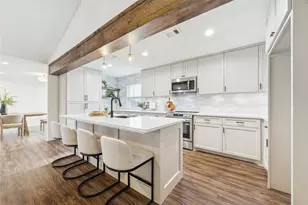 220 Oakwood St, League City, TX 77573 - Photo 12