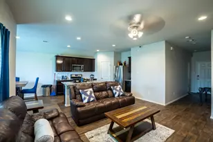 930 Bright Lotus Ln, Rosharon, TX 77583 - Photo 4