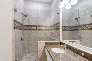 2615 W Dallas St, Houston, TX 77019 - Photo 34