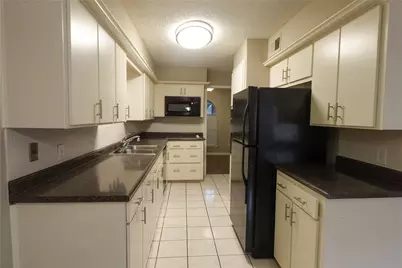 11654 S Kirkwood Road, Houston, TX 77477 - Photo 8