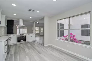 9734 Oakmont Dr, La Porte, TX 77571 - Photo 22