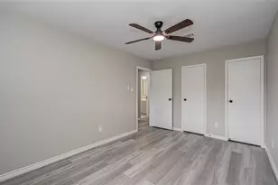9734 Oakmont Dr, La Porte, TX 77571 - Photo 12