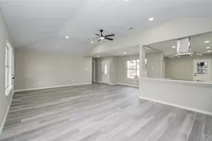 9734 Oakmont Dr, La Porte, TX 77571 - Photo 30