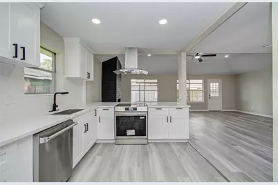 9734 Oakmont Drive, La Porte, TX 77571 - Photo 22