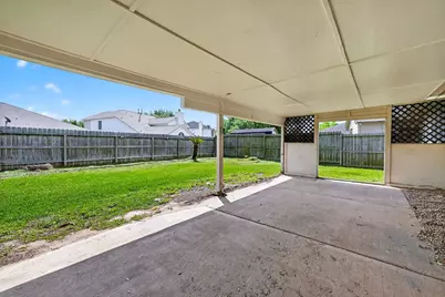 17107 Canterbury Green Court, Sugar Land, TX 77498 - Photo 20