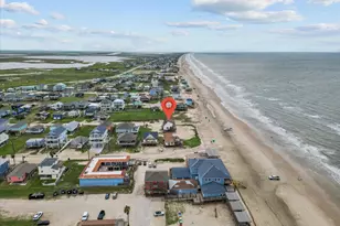 125 Driftwood Ct, Surfside Beach, TX 77541 - Photo 4