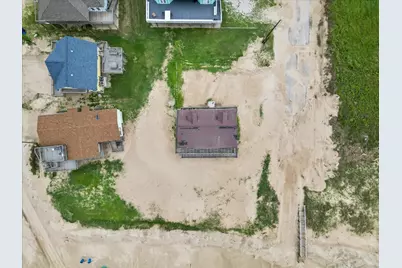 125 Driftwood Court, Surfside Beach, TX 77541 - Photo 6