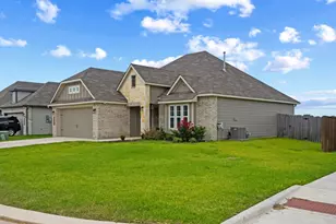 2040 Muscadine Trail, Brenham, TX 77833 - Photo 2