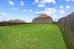 2040 Muscadine Trail, Brenham, TX 77833 - Photo 32