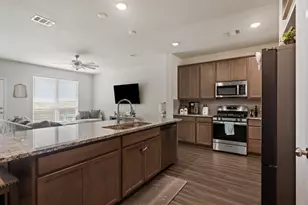 2040 Muscadine Trail, Brenham, TX 77833 - Photo 10